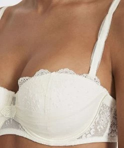 Aubade Bras à L'Amour Moulded Bra With Removable Straps 12 Aubade Bras à L'Amour Moulded Bra With Removable Straps