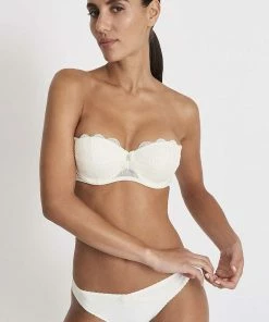 Aubade Bras à L'Amour Moulded Bra With Removable Straps 9 Aubade Bras à L'Amour Moulded Bra With Removable Straps
