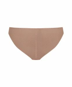 Maison Close Corps à Corps Brief