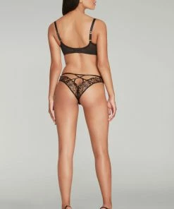 Agent Provocateur Ozella Plunge Underwired Bra 13 Agent Provocateur Ozella Plunge Underwired Bra