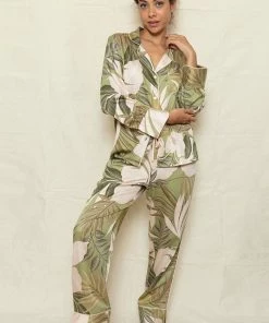 Fable & Eve Richmond Leaf Print Pyjama Set