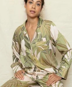 Fable & Eve Richmond Leaf Print Pyjama Set