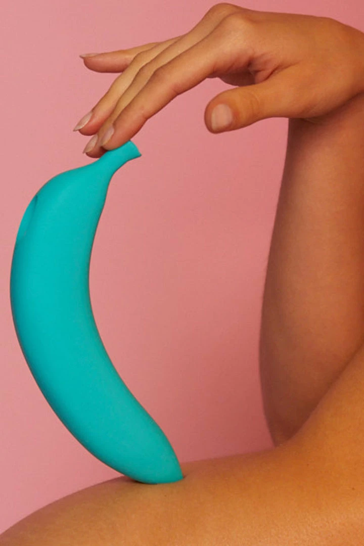 Love To Love Oh Oui! Dildo Vibrator 1 Love To Love Oh Oui! Dildo Vibrator