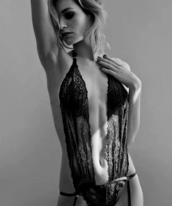 Maison Close Le Petit Secret Dentelle Openable Thong Body 9 Maison Close Le Petit Secret Dentelle Openable Thong Body