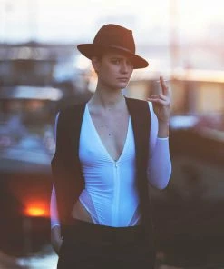 Maison Close Pure Tentation White Thong Bodysuit (Size S: UK 6-8) 13 Maison Close Pure Tentation White Thong Bodysuit (Size S: UK 6-8)