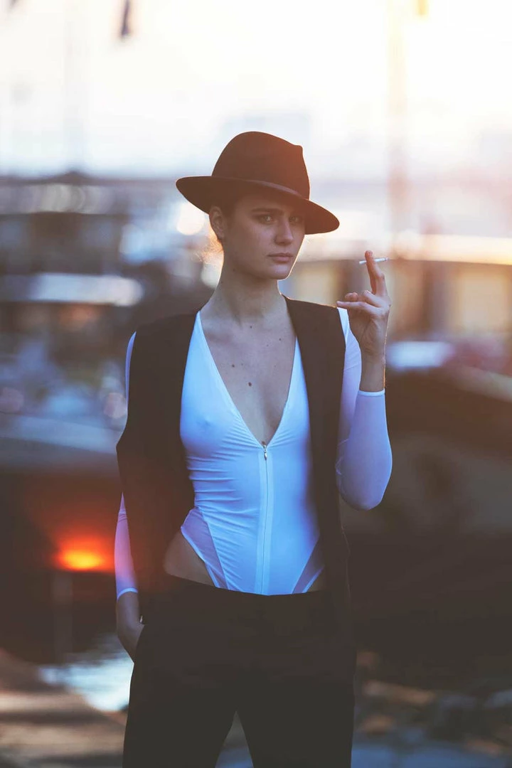 Maison Close Pure Tentation White Thong Bodysuit (Size S: UK 6-8) 6 Maison Close Pure Tentation White Thong Bodysuit (Size S: UK 6-8)