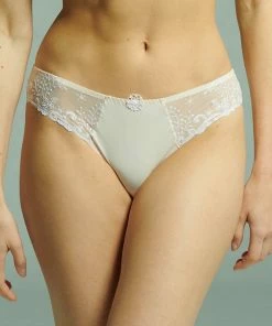 Simone Pérèle Délice Brief