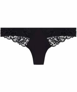 Simone Pérèle Saga Thong